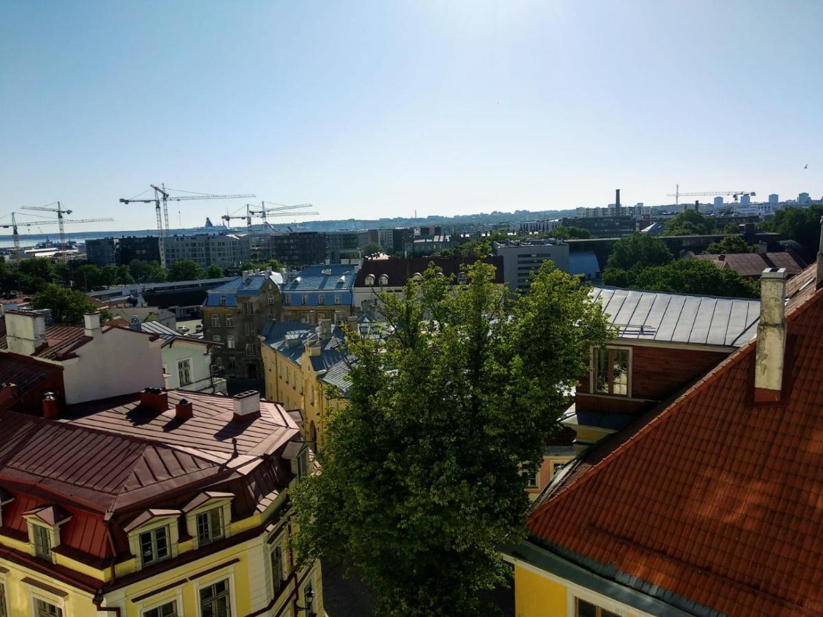Cozy Oldtown Studio With Magnific City View Reval Exterior foto